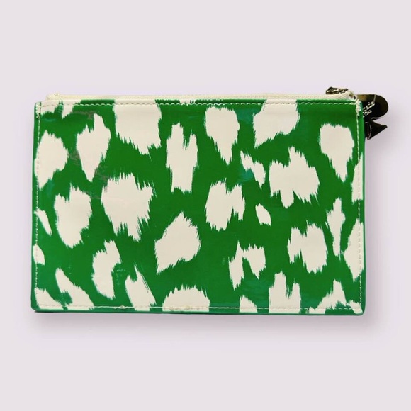 KATE SPADE
KATE SPADE GREEN PAINTERLY CHEETAH PENCIL POUCH - Picture 2 of 5